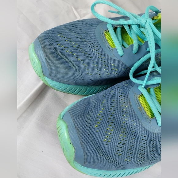 Asics Women's Size 12 Fuze X Lyte Athletic Shoes Gym Running - Picture 2 of 13